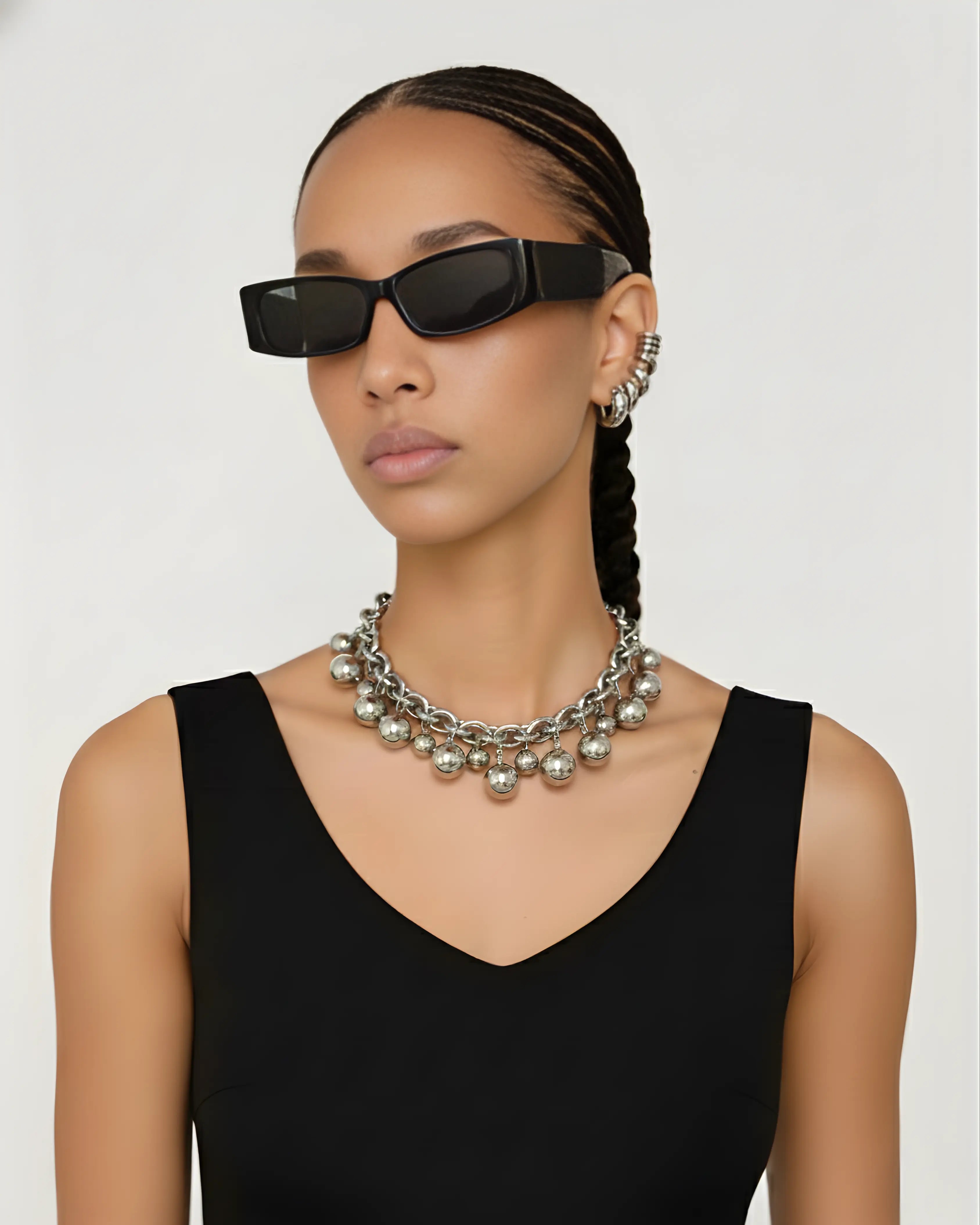 Givenchy Ball Necklace AUMI