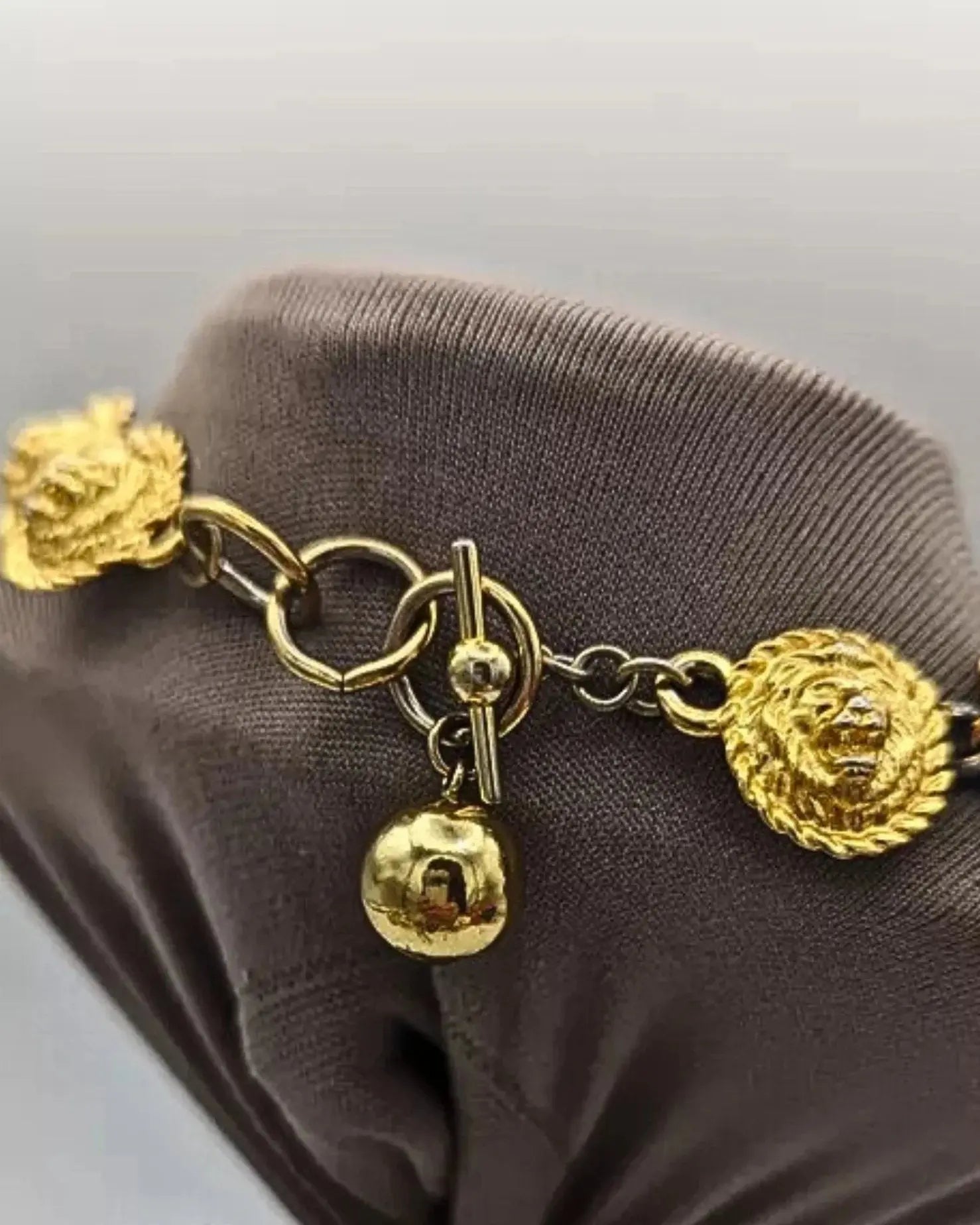 Vintage Lion Head Necklace AUMI