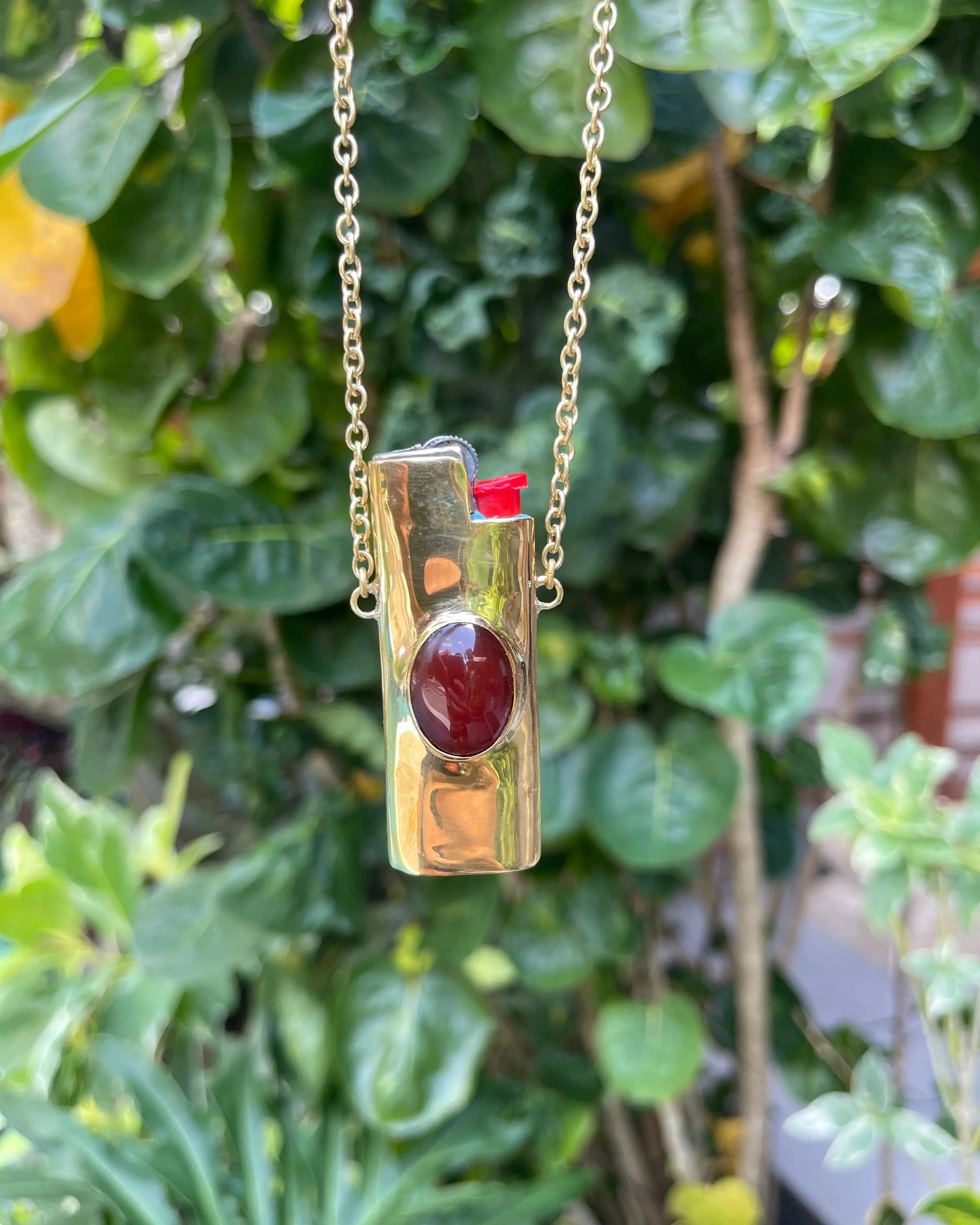 Garnet Lighter Necklace AUMI