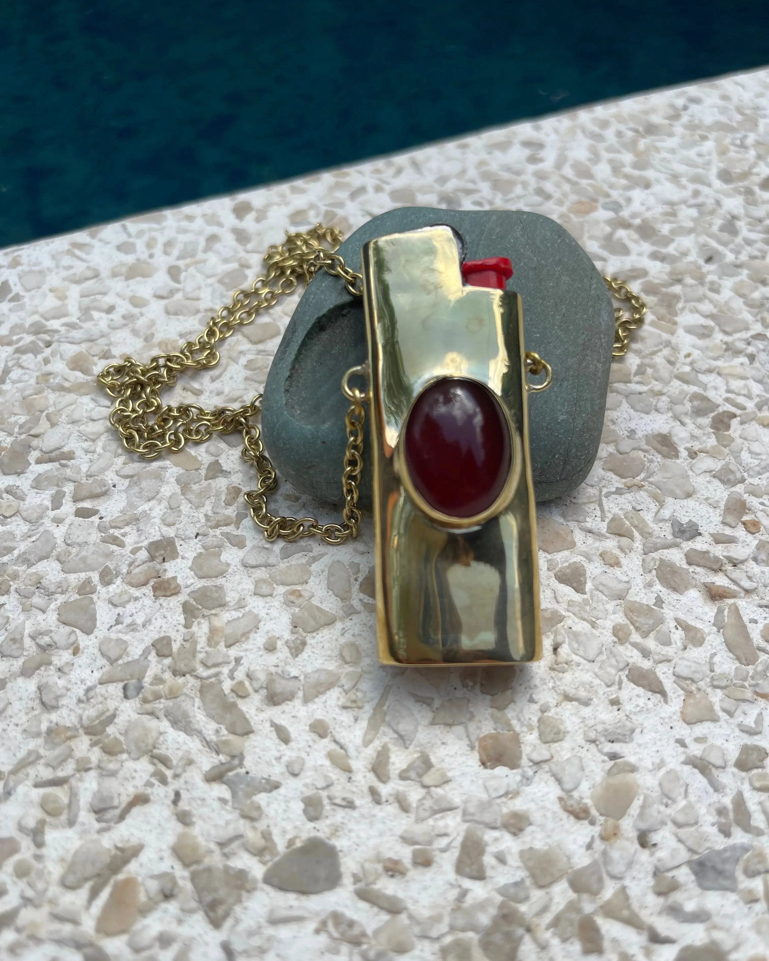 Garnet Lighter Necklace AUMI